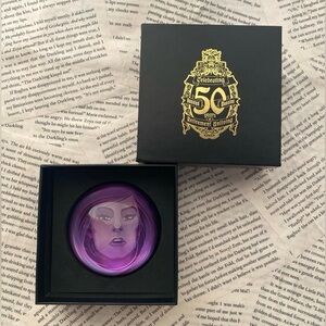 Disney Collectible Haunted Mansion 50th Anniversary Madame Leota Figure Globe